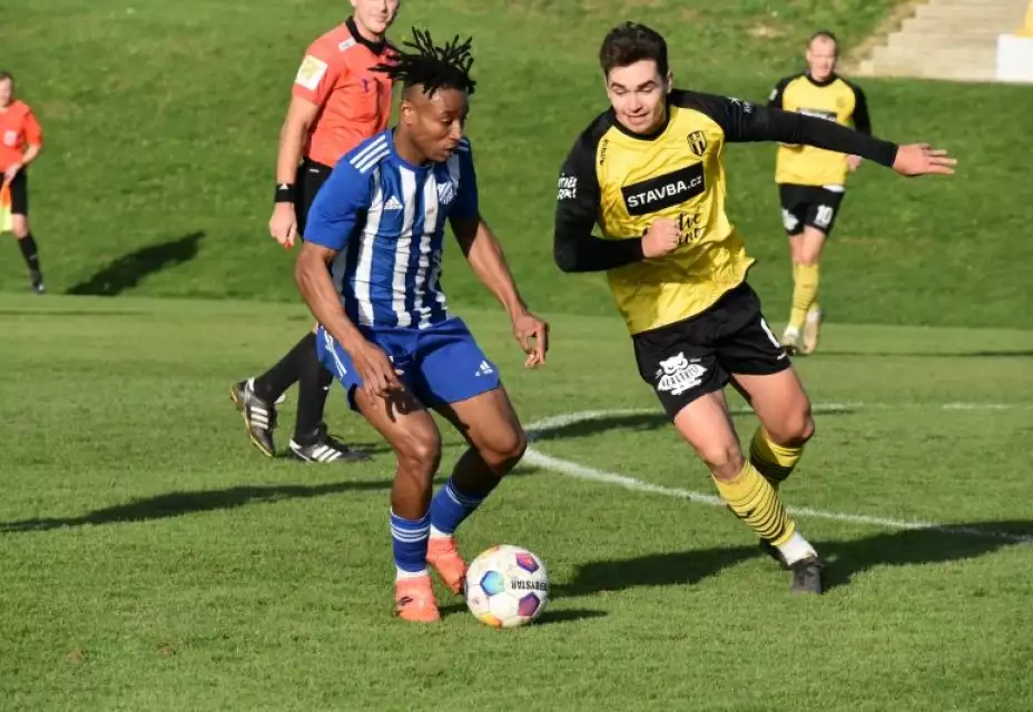 Strání po nejhorším výkonu sezony ostudně podlehlo Zlínsku 0:7